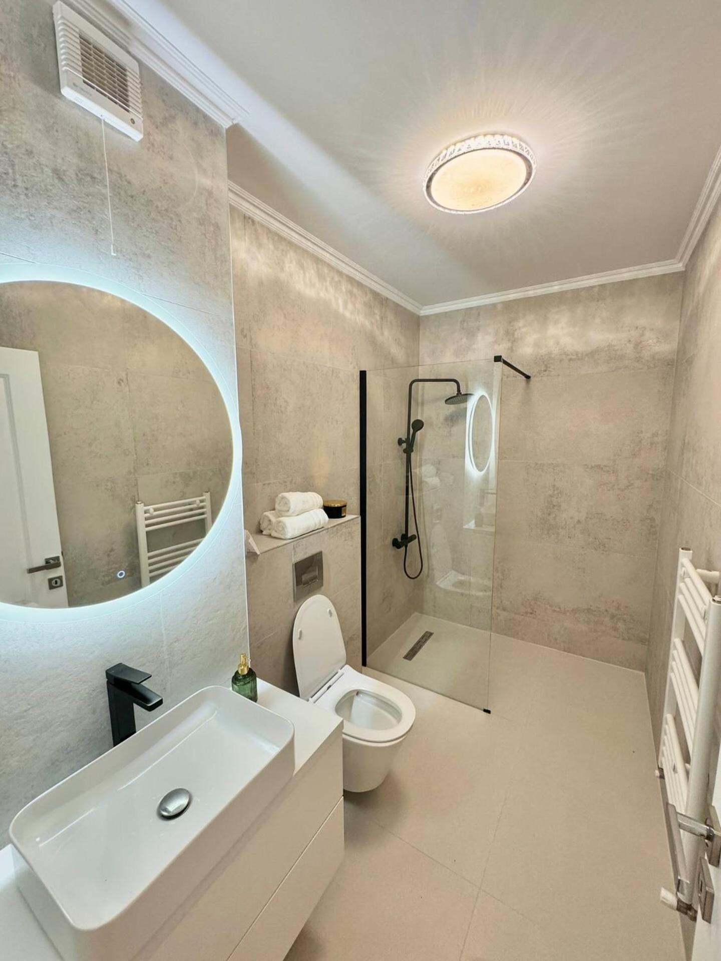 Lake View Luxury Apartament Cluj-Napoca Extérieur photo