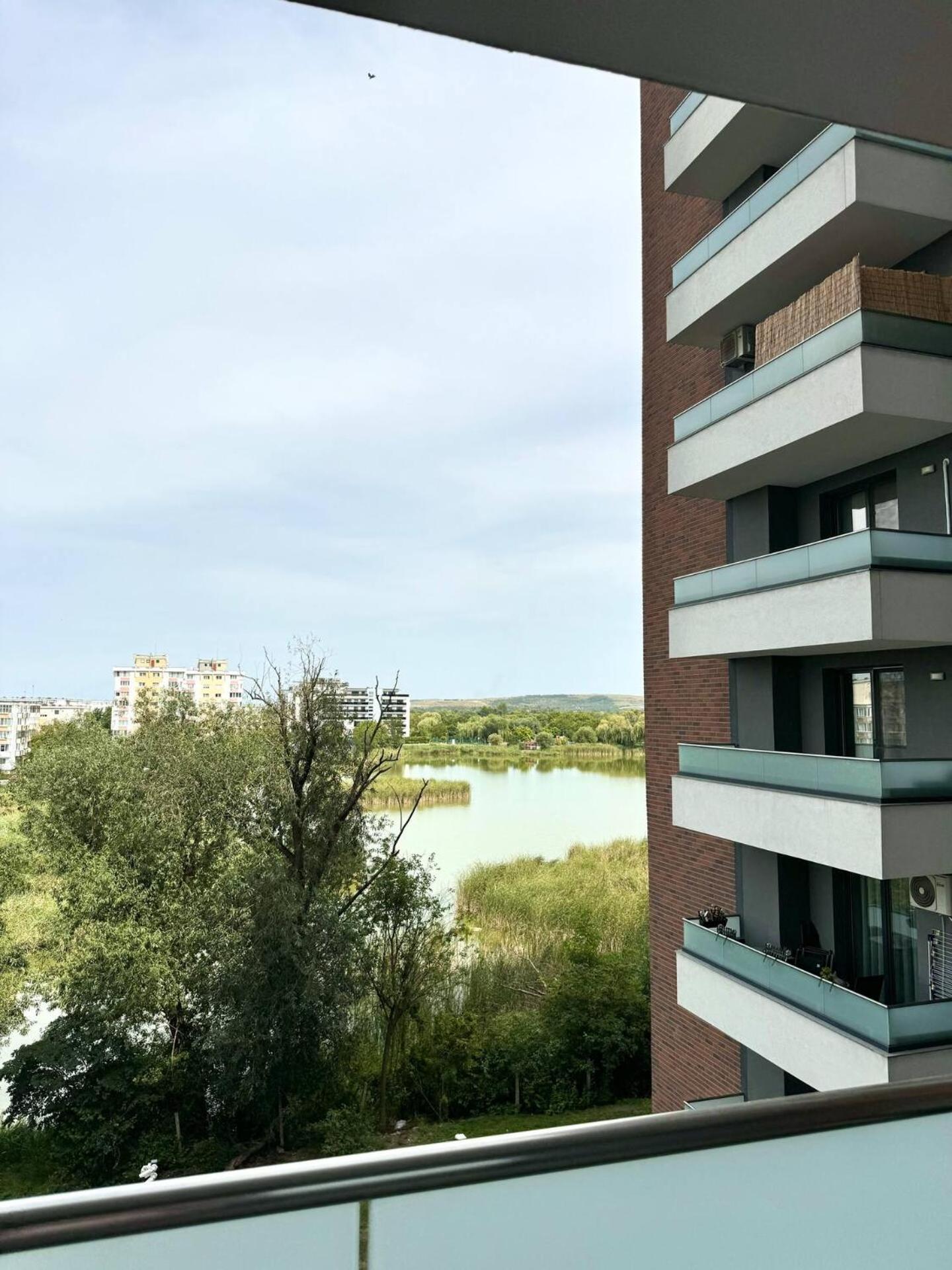 Lake View Luxury Apartament Cluj-Napoca Extérieur photo